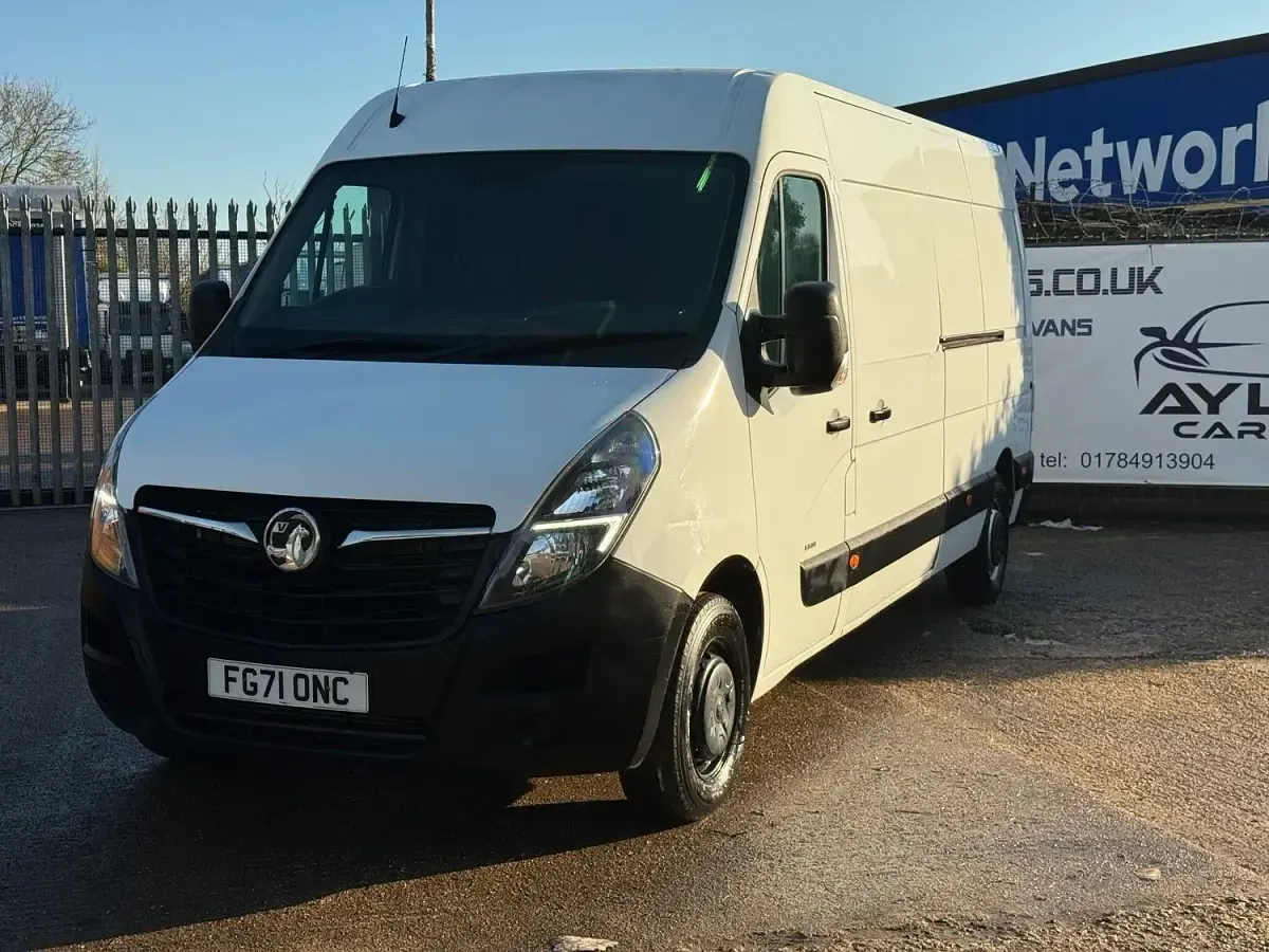 Begagnad Vauxhall Movano S 150 HK (110 kW) 2021 Vit Minibuss