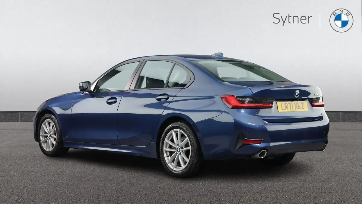 Used BMW 320 Sport Line 187 HP (137 kW) 2021 Blue