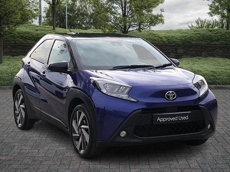 Blue Used 2022 Toyota Aygo Hatchback | £13,999 (Fair price) - Image 1/2