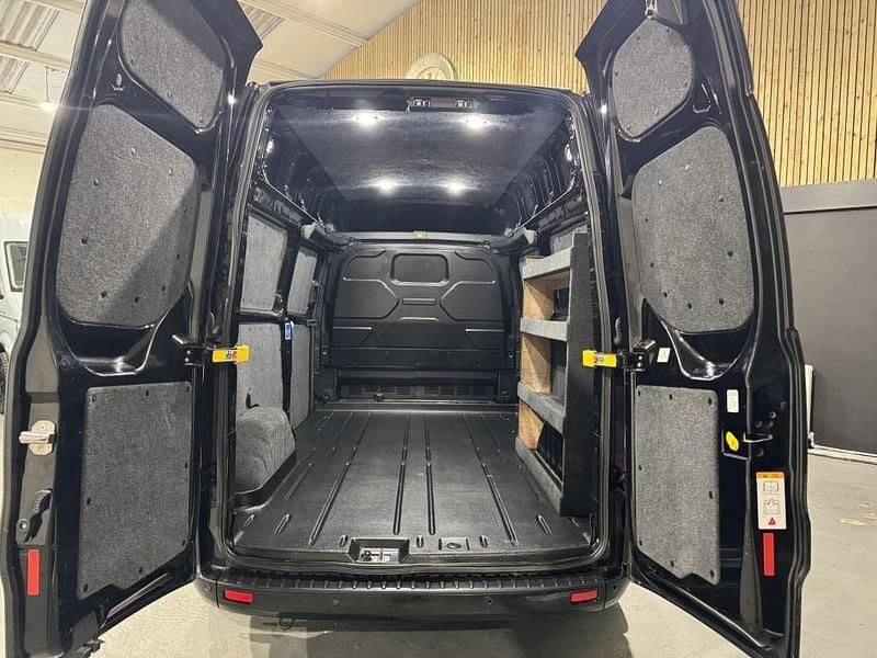 Used Ford Transit Custom Limited 130 HP (95 kW) 2021 Black Van