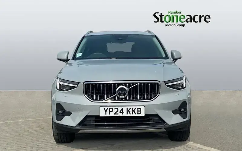 Used Volvo XC40 Ultra 197 HP (144 kW) 2026 SUV