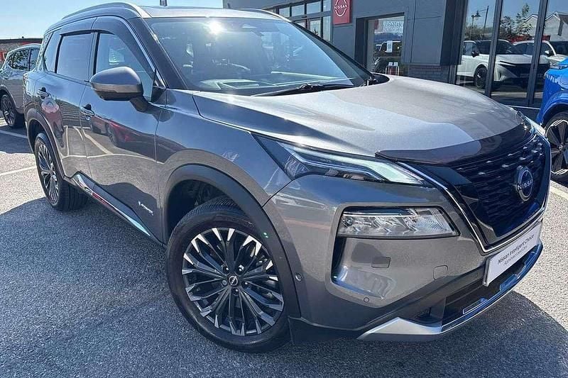 Grey Used 2025 Nissan X-Trail Tekna SUV | £33,990 (Expensive) - Image 1/4