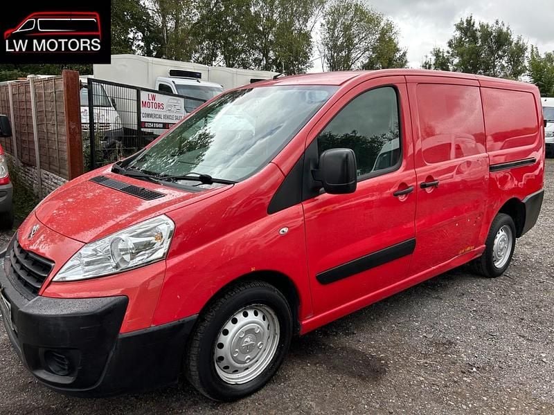 Red Used 2014 Peugeot Expert Van | £2,499 (Super price) - Image 1/4