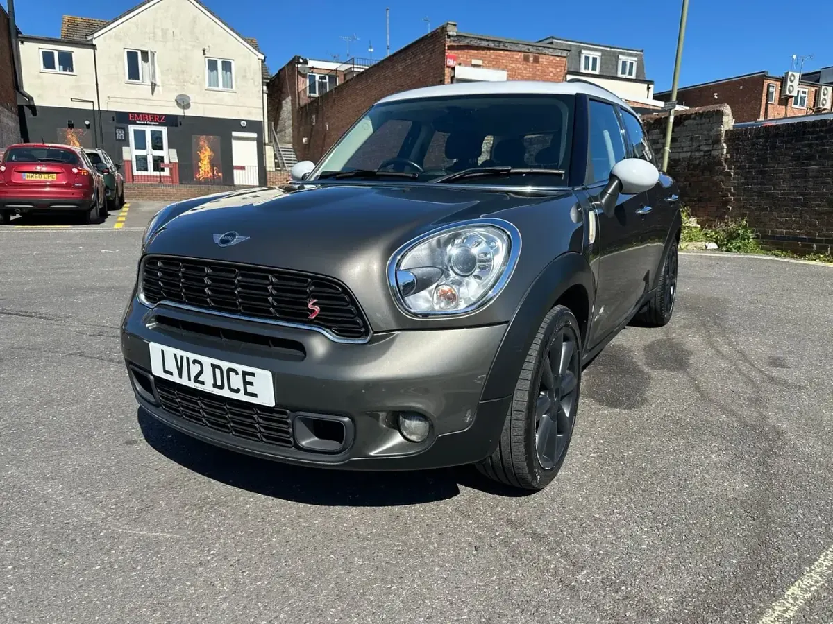 Używany Mini Cooper S Countryman 184 KM (135 kW) 2012 Szary SUV