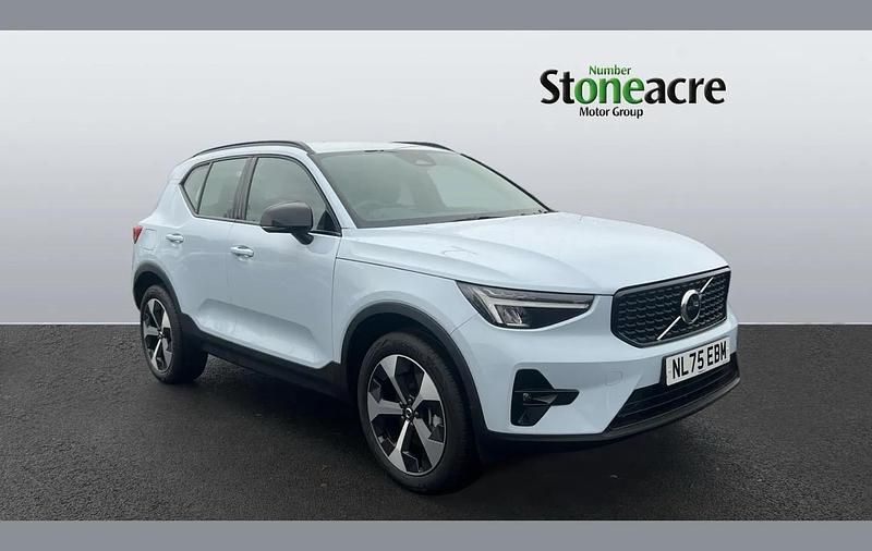 Blue New 2025 Volvo XC40 Plus SUV | £33,055 (Super price) - Image 1/4
