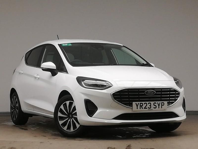 Used Ford Fiesta Titanium 100 HP (73 kW) 2023 White Hatchback
