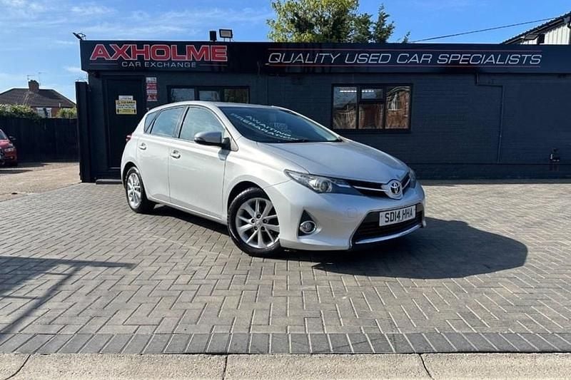 Used Toyota Auris 2014