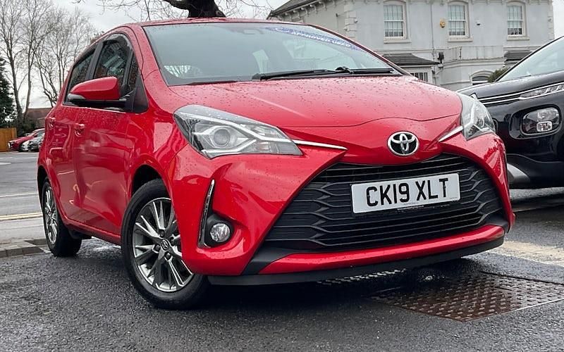 Used Toyota Yaris 72 HP (52 kW) 2020 Hatchback