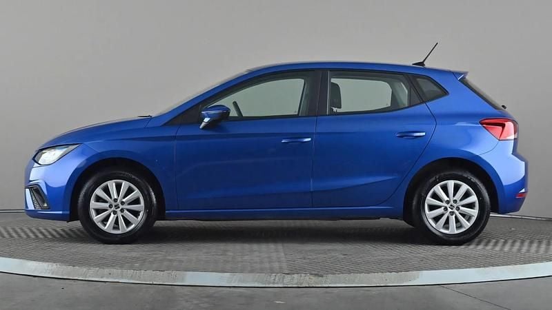Used Seat Ibiza SE 95 HP (69 kW) 2023 Blue Hatchback
