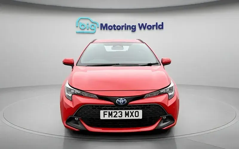 Gebraucht Toyota Corolla 140 PS (102 kW) 2026 Kombi