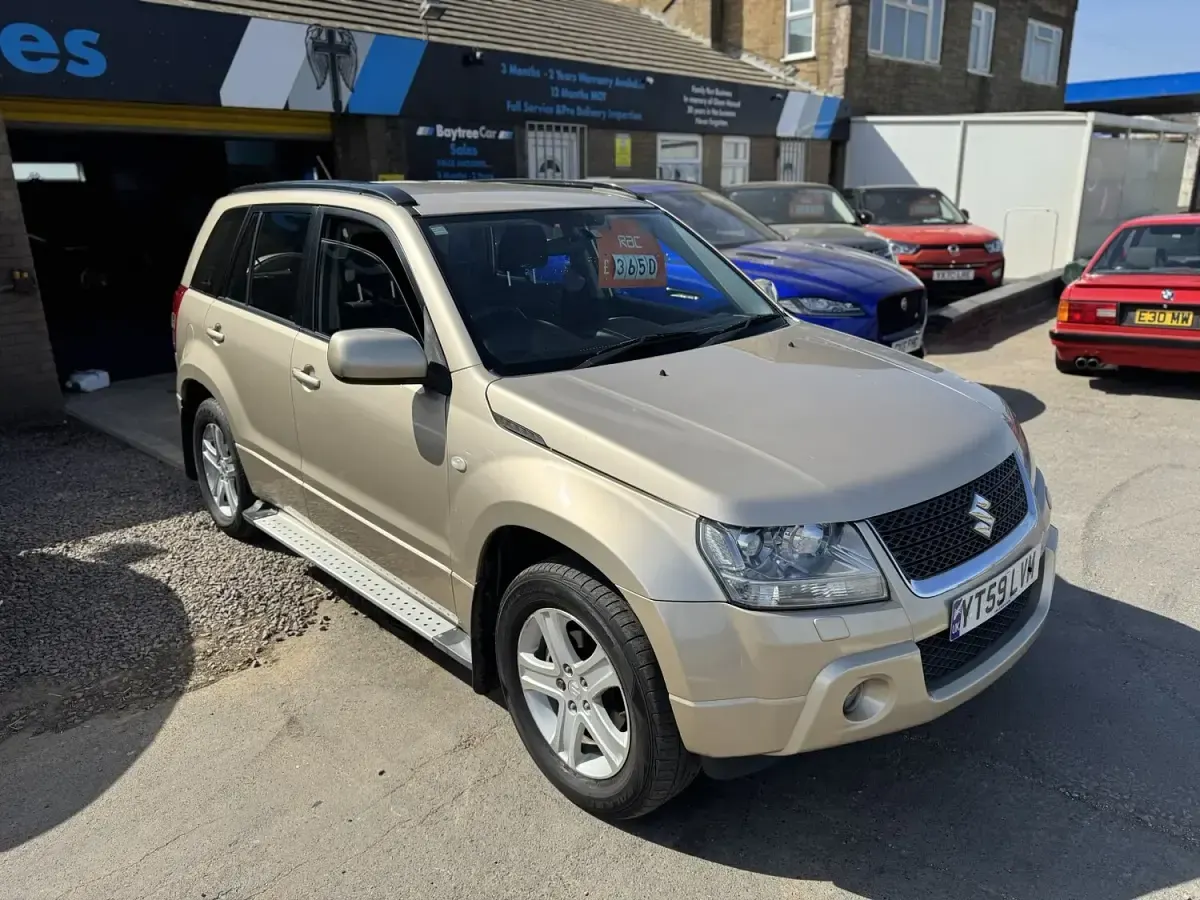 Used Suzuki Grand Vitara 2009 Beige SUV