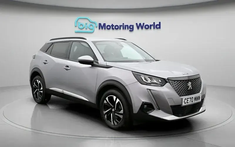 Used Peugeot 2008 Allure Premium 131 HP (96 kW) 2022 SUV