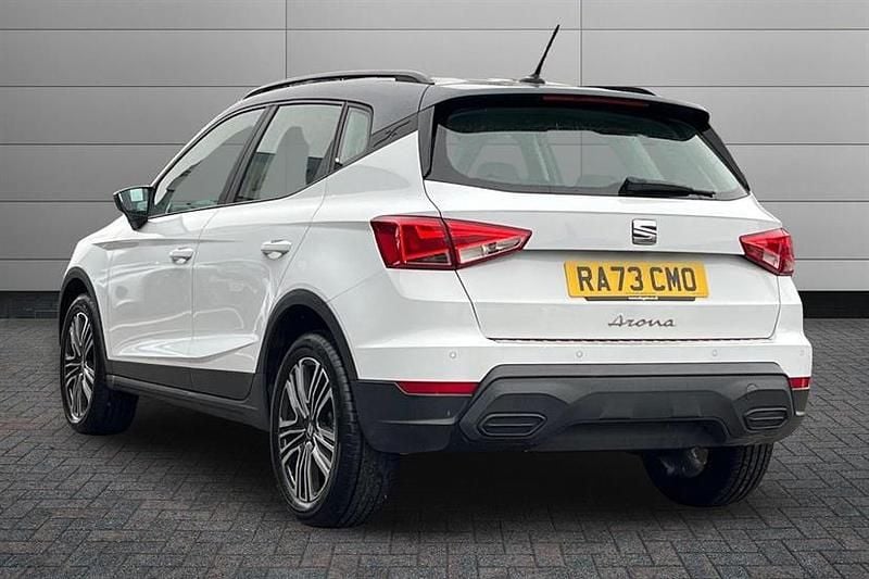 Used Seat Arona SE Technology 110 HP (80 kW) 2024 White SUV