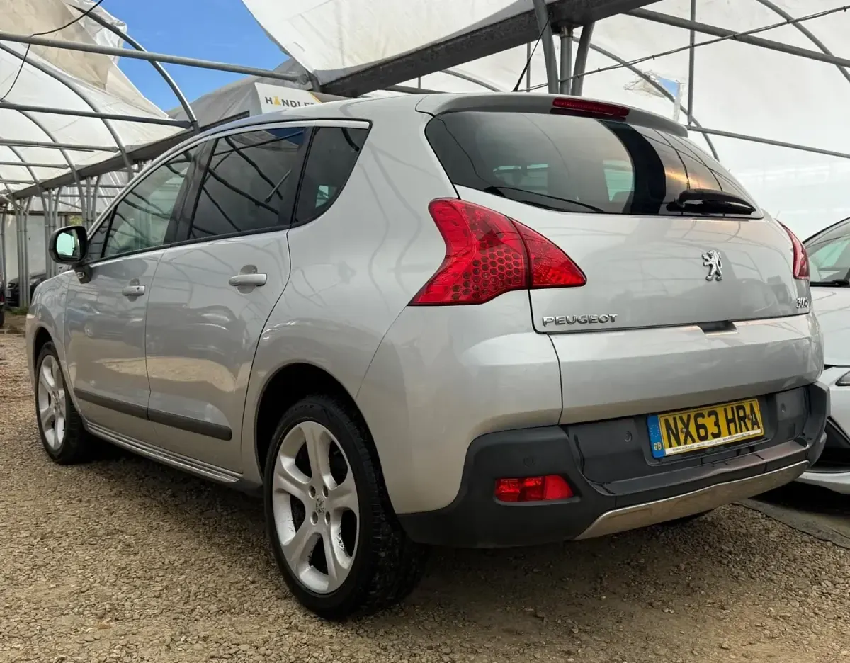Second-hand Peugeot 3008 Allure 2013 Argintiu Break