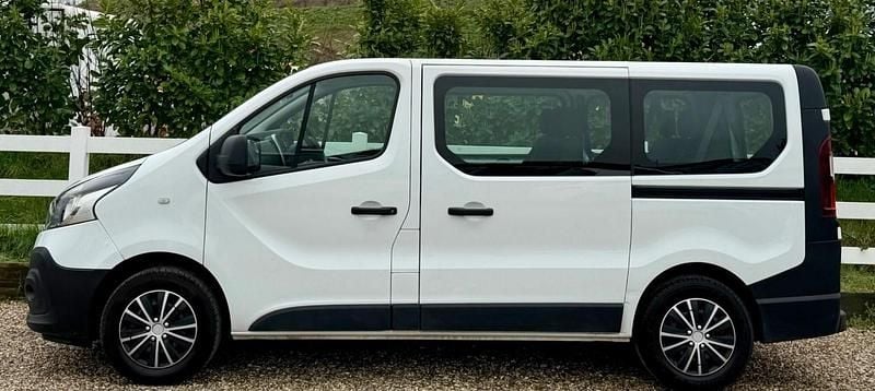 Used Renault Trafic Business 2019 White MPV