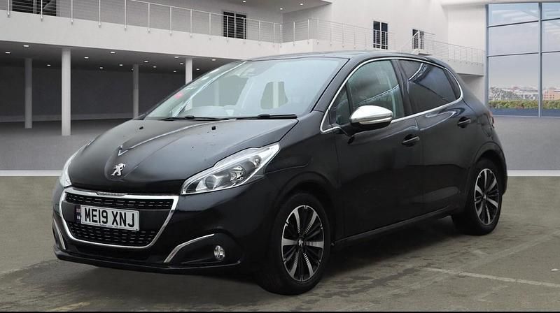 Used Peugeot 208 2019 Black Hatchback