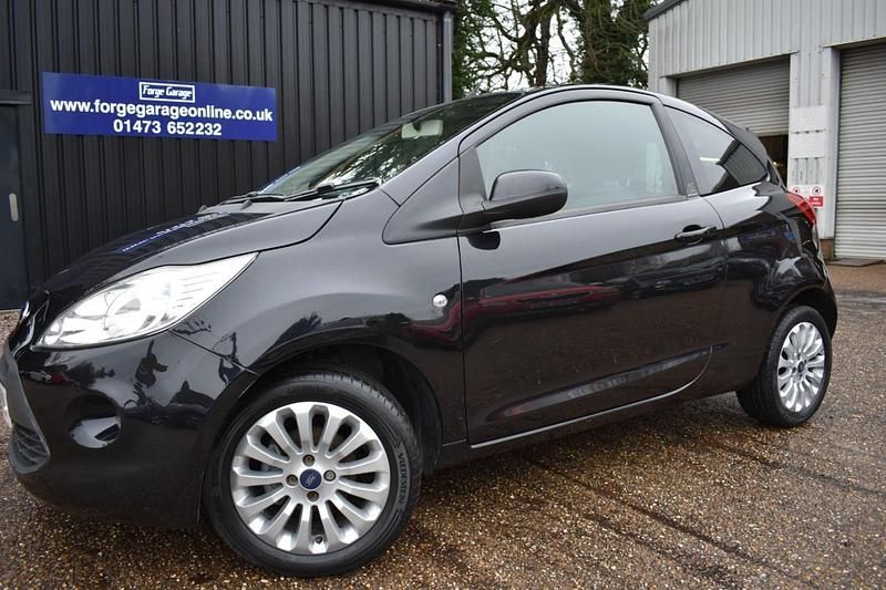 Black Used 2015 Ford Ka Zetec Hatchback | £4,495 (Fair price) - Image 1/4