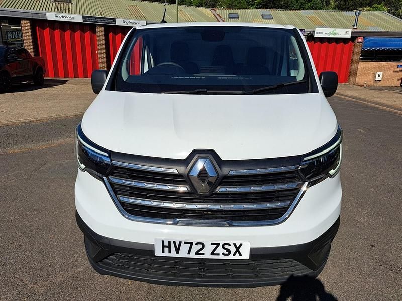 Used Renault Trafic Business 2022 White MPV