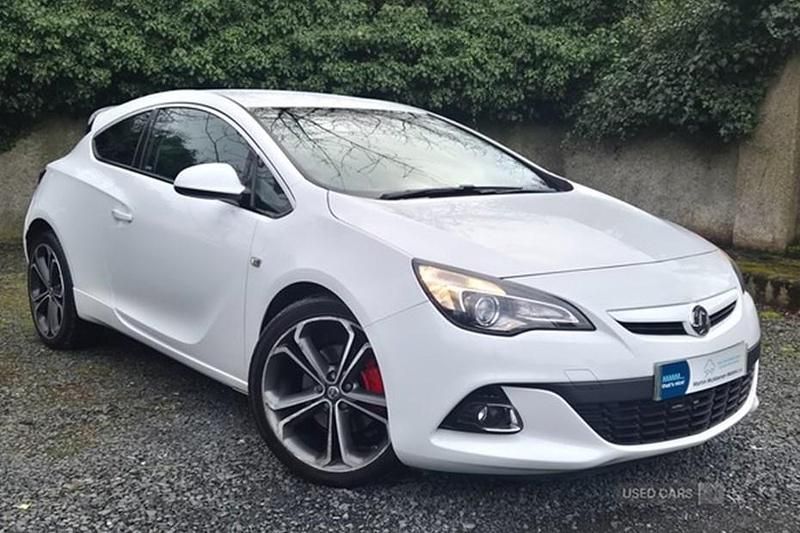 Used Vauxhall Astra GTC Edition 140 HP (102 kW) 2018 Coupe