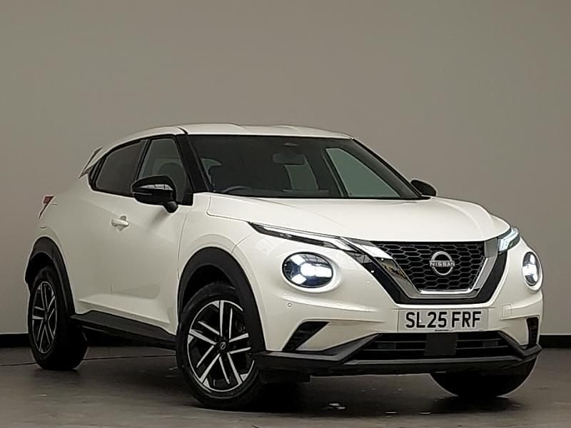 Used Nissan Juke N-Connecta 114 HP (83 kW) 2025 White SUV