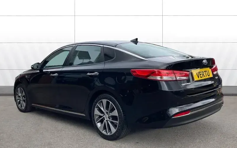 Used Kia Optima 141 HP (103 kW) 2017 Sedan