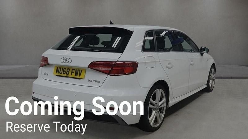 Used Audi A3 Sportback S-Line 116 HP (85 kW) 2018 White Hatchback