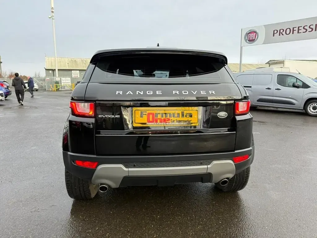 Used Land Rover Range Rover evoque SE 240 HP (176 kW) 2018 Black SUV