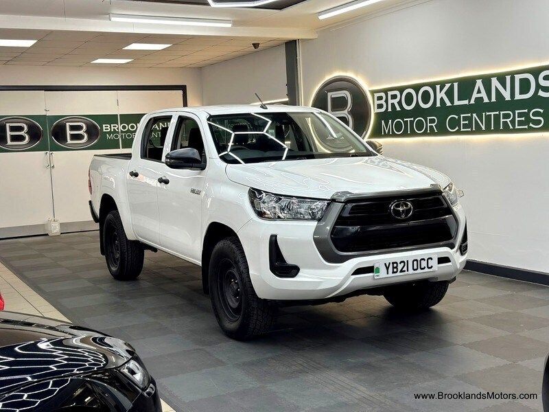 White Used 2021 Toyota HiLux Active Pickup | £19,985 (Fair price) - Image 1/3