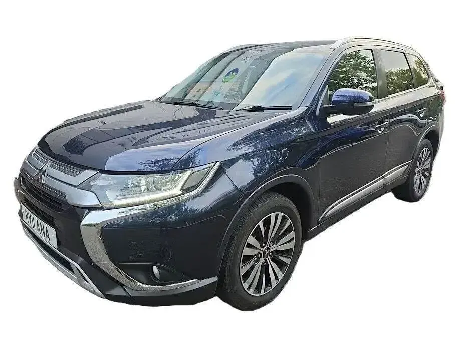 Używany Mitsubishi Outlander 150 KM (110 kW) 2019 Niebieski SUV