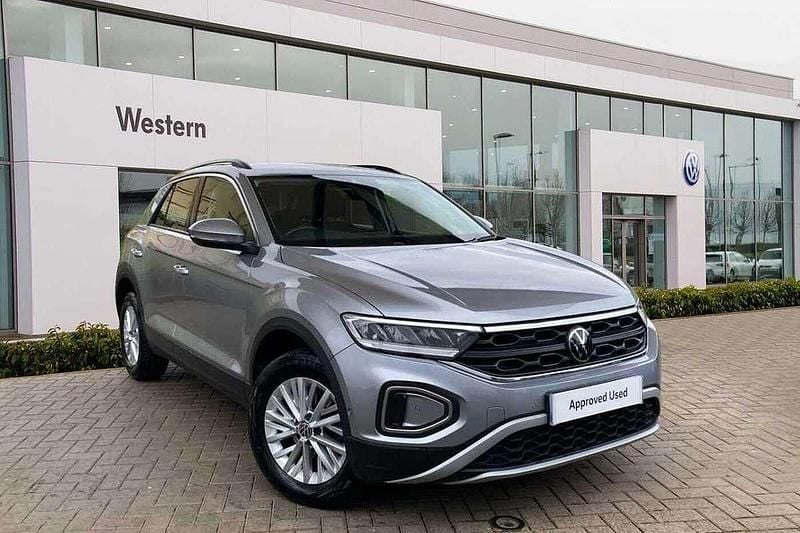 Silver Used 2022 VW T-Roc Life SUV | £18,890 (Fair price) - Image 1/4