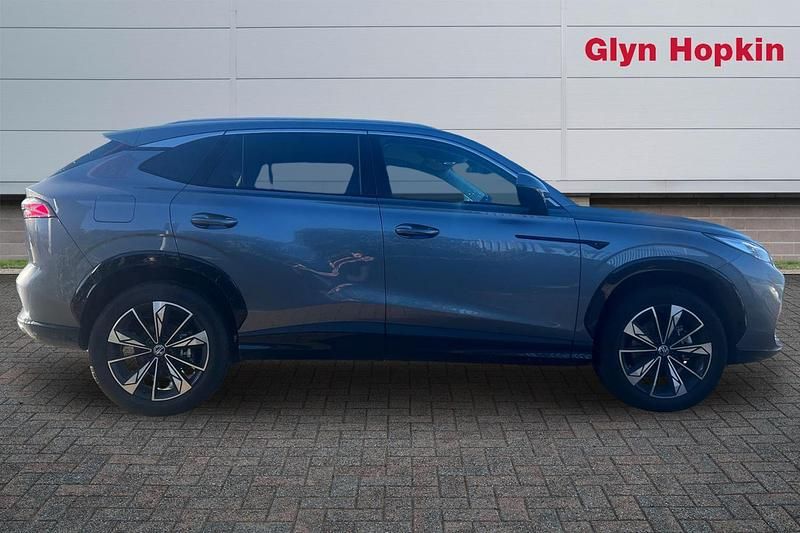 Used MG HS SE 170 HP (125 kW) 2025 White SUV