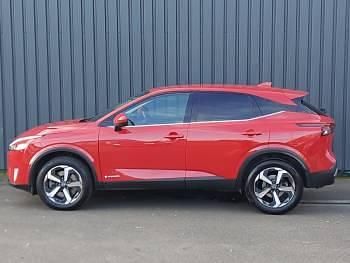 Used Nissan Qashqai N-Connecta 190 HP (139 kW) 2022 Red SUV