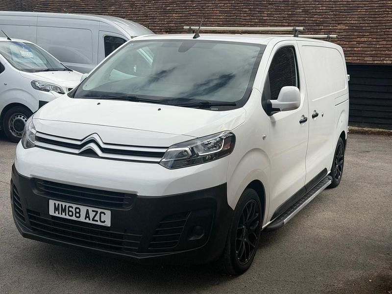 Used Citroën Dispatch 2019 White MPV