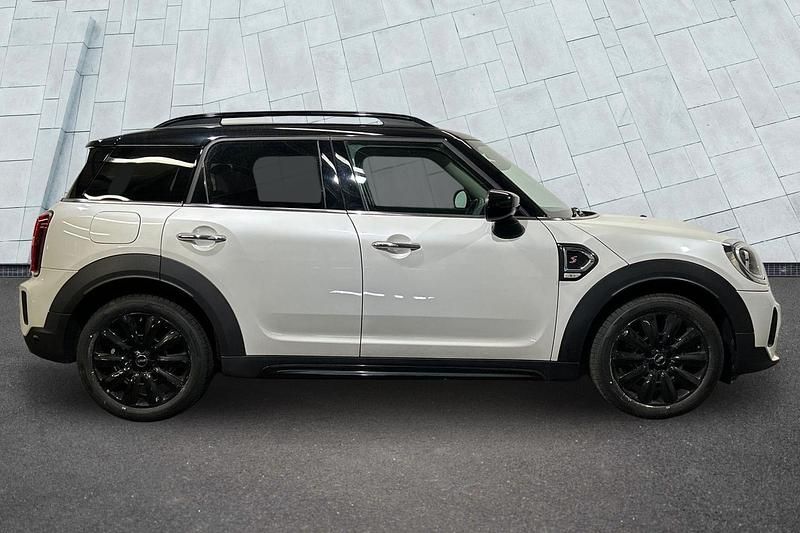 Used Mini Cooper S Countryman Comfort 176 HP (129 kW) 2023 White SUV