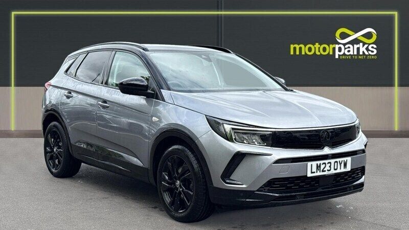 Quartz grey metallic Used 2023 Vauxhall Grandland X SUV | £16,500 (Good price) - Image 1/4