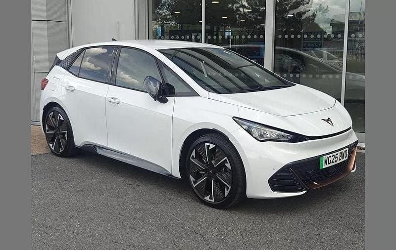 White Used 2025 Cupra Born e-Boost Hatchback | £34,995 - Image 1/4