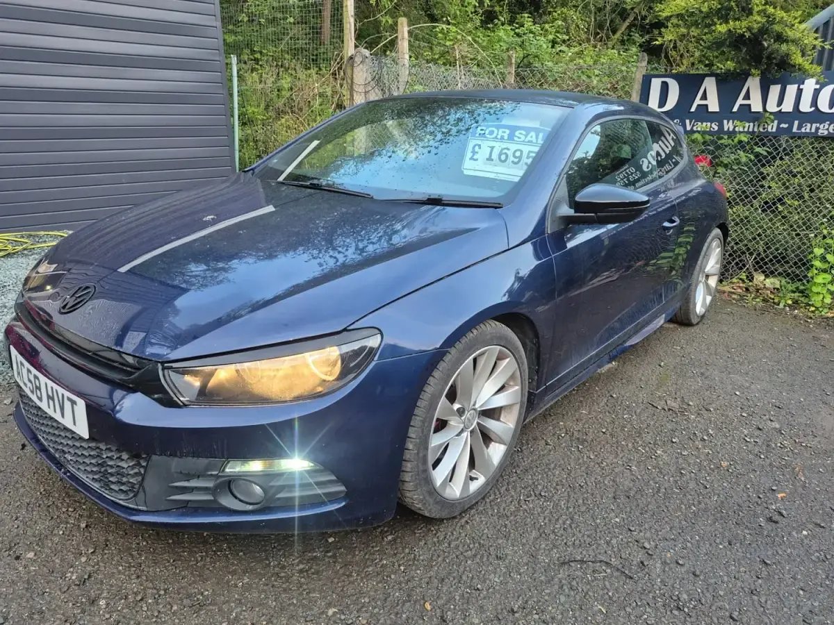 Begagnad VW Scirocco GT 2009 Blå Sportkupé