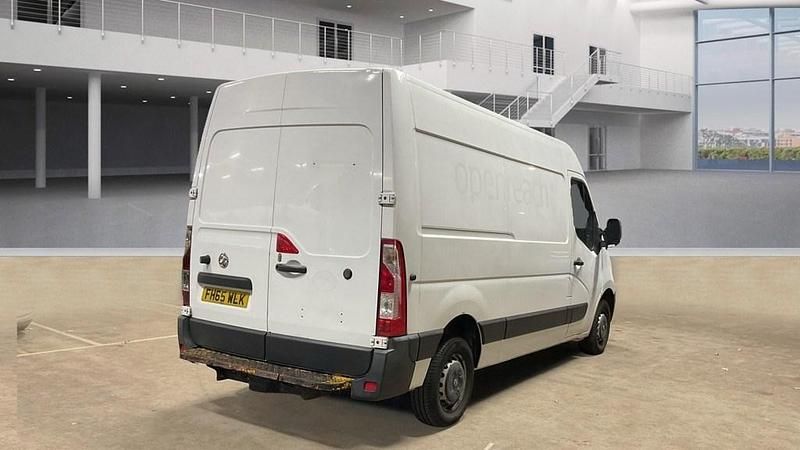 Second-hand Vauxhall Movano 136 CP (100 kW) 2016 Alb Monovolum