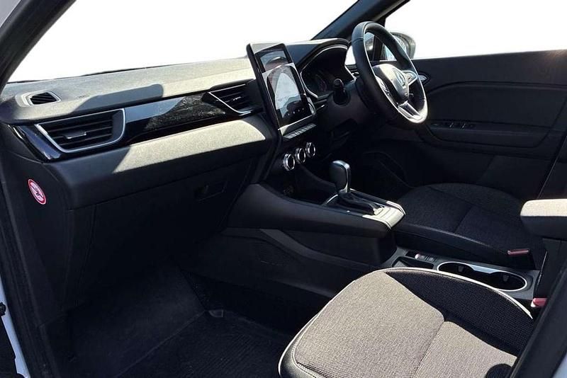 Used Renault Captur Rive Gauche 143 HP (105 kW) 2022 Glacier white  SUV