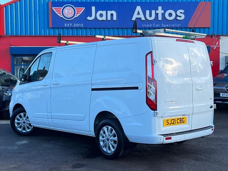 Used Ford Transit Custom Limited 126 HP (92 kW) 2021 White Van