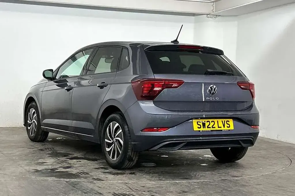 Used VW Polo Life 95 HP (69 kW) 2022 Grey Hatchback