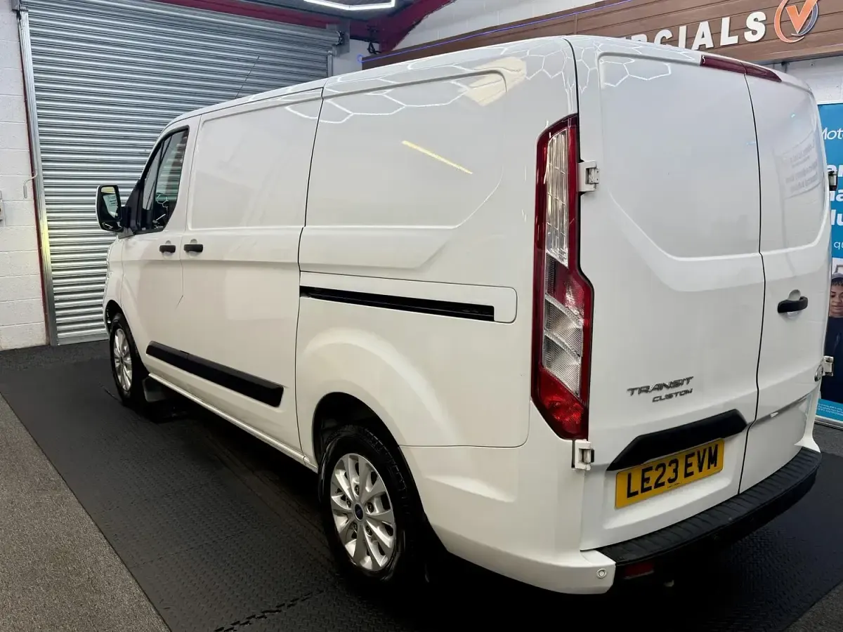 Used Ford Transit Custom Trend 130 HP (95 kW) 2023 White Van