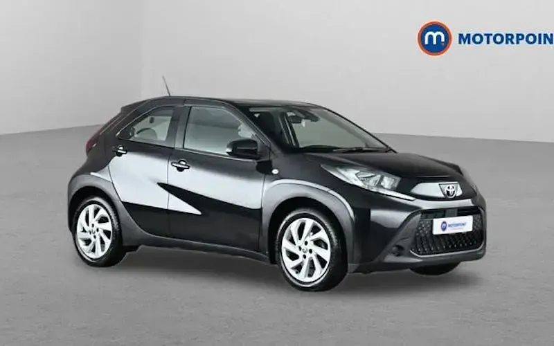 Used Toyota Aygo X PURE 72 HP (52 kW) 2025 SUV