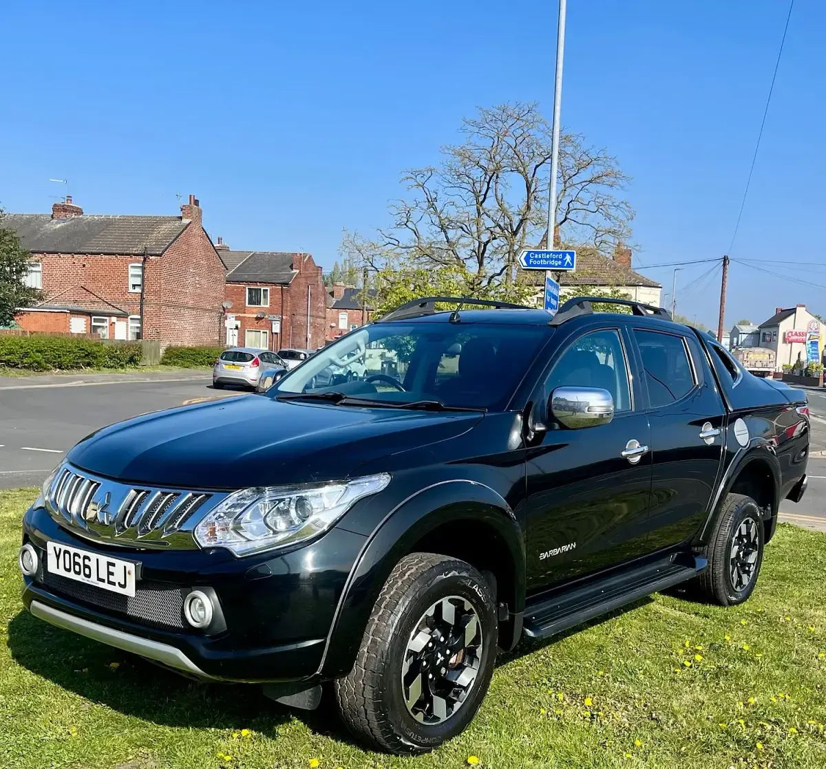 Used Mitsubishi L200 181 HP (133 kW) 2016 Black Pickup