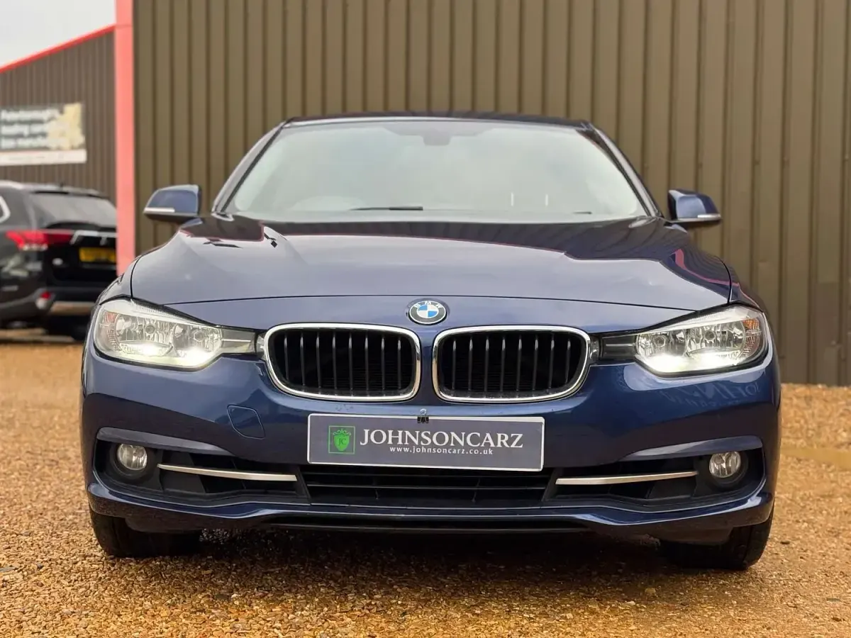 Used BMW 320 Sport Line 2017 Blue Sedan