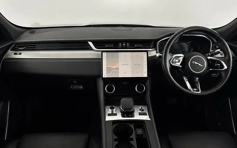 Used Jaguar F-Pace R-Dynamic 204 HP (150 kW) 2022 Black SUV