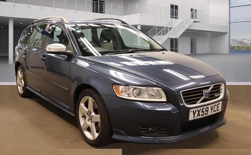 Blue Used 2009 Volvo V50 Estate | £2,450 (Fair price) - Image 1/4