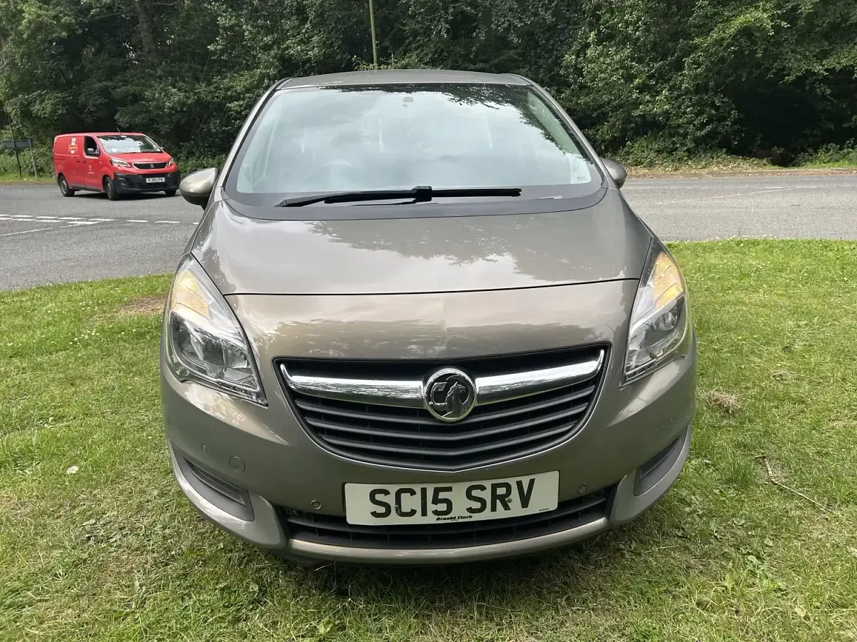Used Vauxhall Meriva 110 HP (80 kW) 2015 Brown MPV