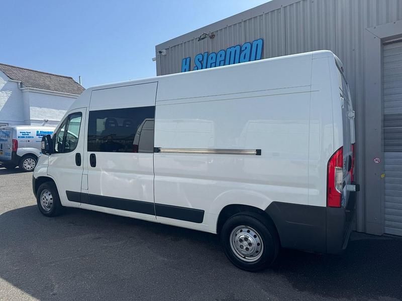 Used Peugeot Boxer 130 HP (95 kW) 2015 White Van