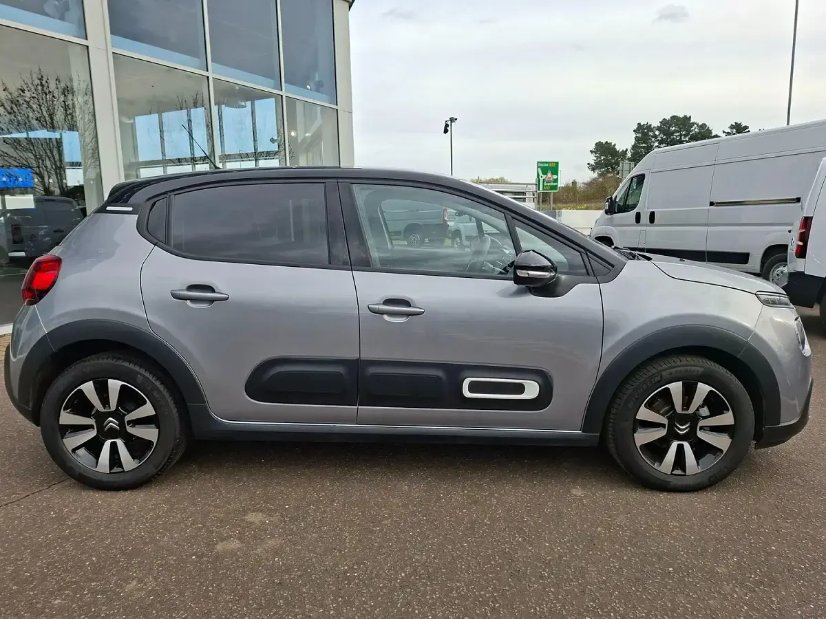 Used Citroën C3 PureTech 82 HP (60 kW) 2024 Grey Hatchback